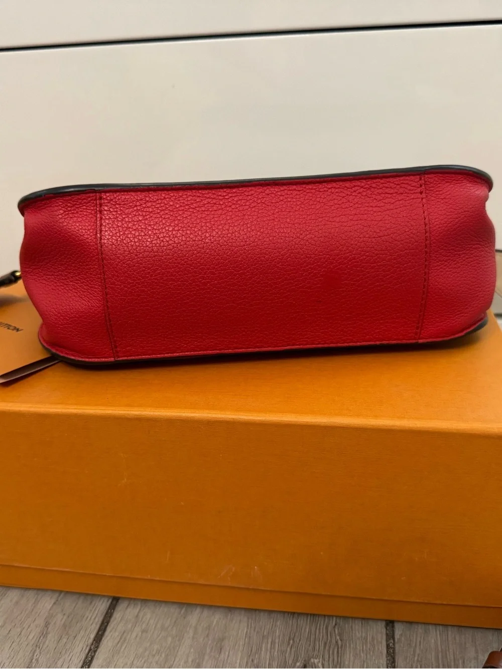 Louis Vuitton authentic comes